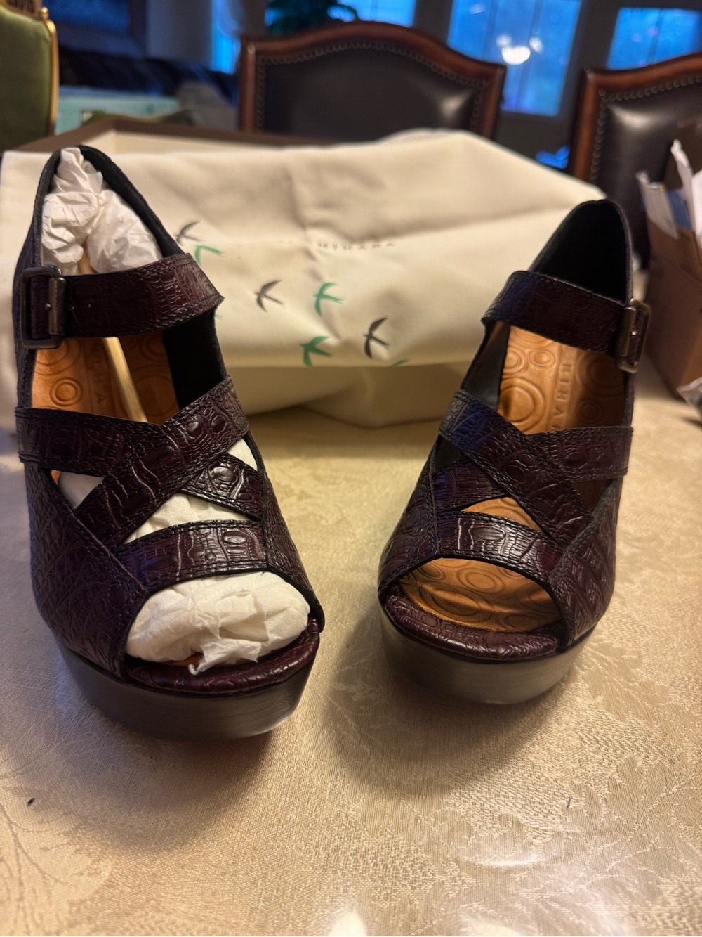 Chie Mihara New UTOM Wani Grape Purple Leather Platform Heels Size 39 Spain NIB